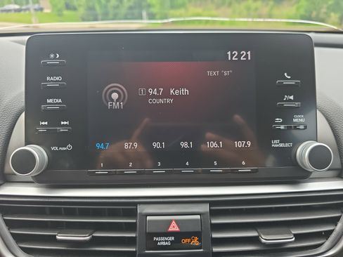 Used 2020 Honda Accord LX image 22