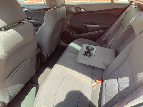 Used 2016 Chevrolet Cruze LT image 13