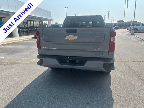 Used 2024 Chevrolet Silverado 1500 Custom RWD image 4