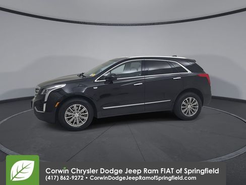 Used 2017 Cadillac XT5 Luxury w/ Driver Awareness Package image 8