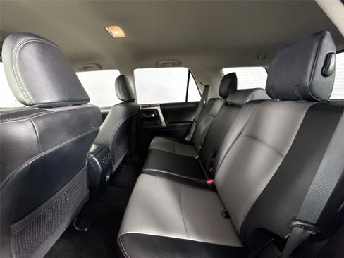 Certified 2024 Toyota 4Runner SR5 Premium AWD/4WD image 30
