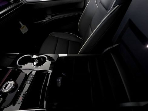 Used 2025 Cadillac Escalade Sport w/ Touring Package image 40