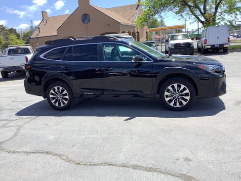 Used 2024 Subaru Outback Limited AWD/4WD image 9