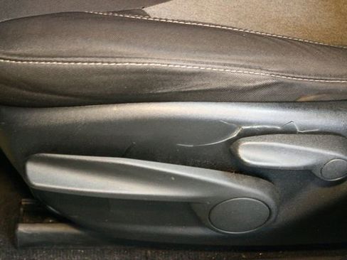 Used 2014 Jeep Cherokee Sport w/ Cold Weather Group image 19