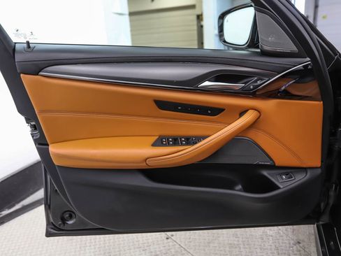 Used 2018 BMW M5 AWD/4WD image 9