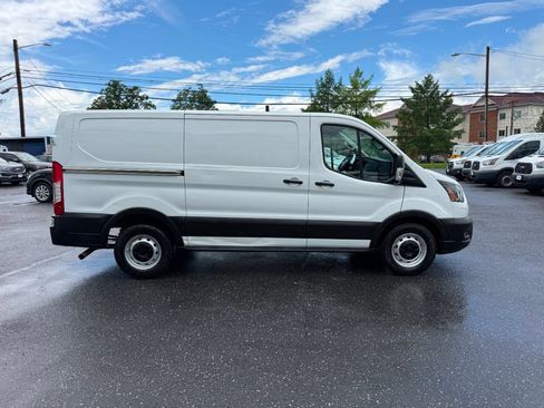 Used 2020 Ford Transit 150 Low Roof RWD image 40