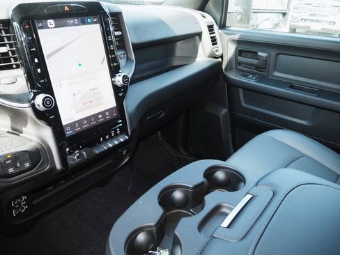 Used 2025 RAM 2500 Tradesman image 16