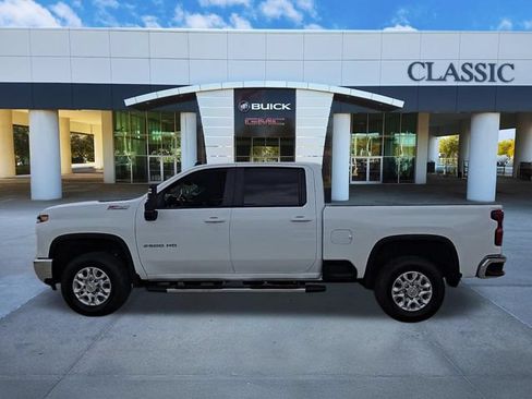 Used 2026 Chevrolet Silverado 2500 LT AWD/4WD image 5