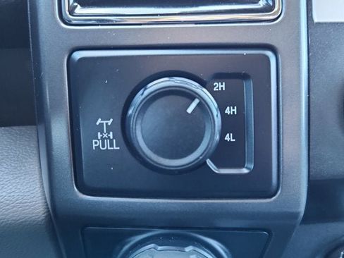 Used 2019 Ford F150 XLT w/ Equipment Group 302A Luxury image 20