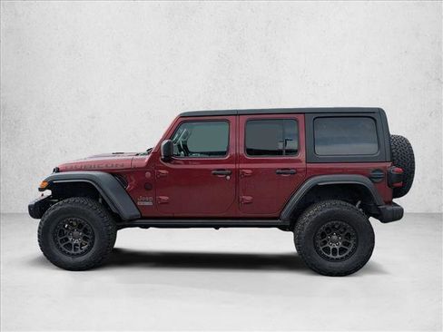 Used 2022 Jeep Wrangler Unlimited Rubicon w/ Xtreme Recon 35" Tire Package image 8