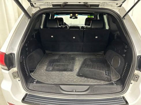 Used 2015 Jeep Grand Cherokee Altitude AWD/4WD image 11