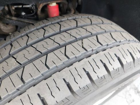 Used 2022 Chevrolet Silverado 2500 High Country w/ LPO, Hitch Package image 9