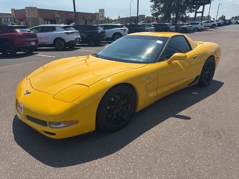 Used 2003 Chevrolet Corvette Z06 w/ Memory Package, 3 Drivers image 6