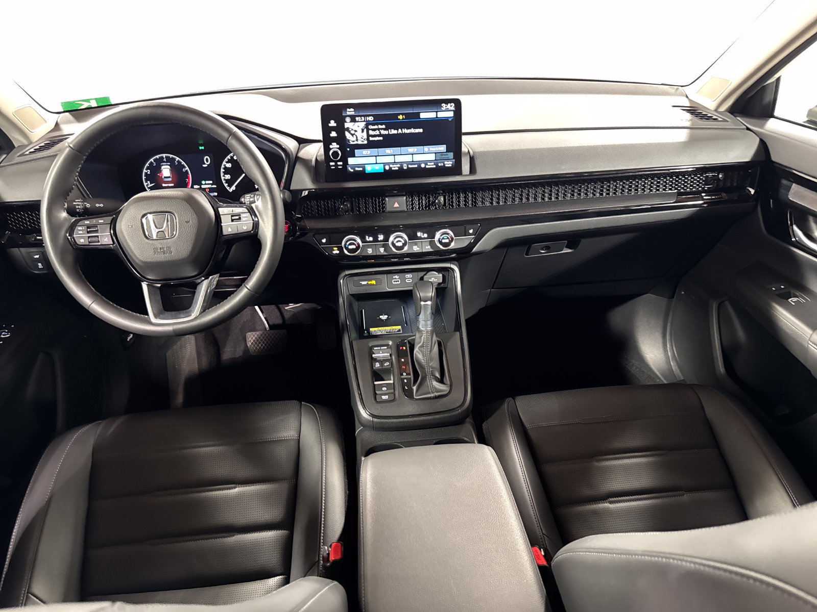 Used 2025 Honda CR-V EX-L image 4