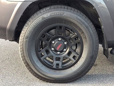 Certified 2022 Toyota 4Runner SR5 Premium image 8