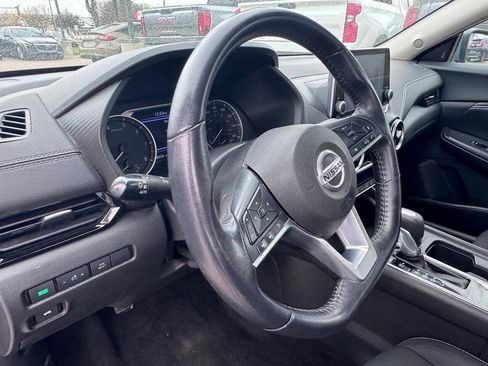 Used 2021 Nissan Sentra SV FWD image 10