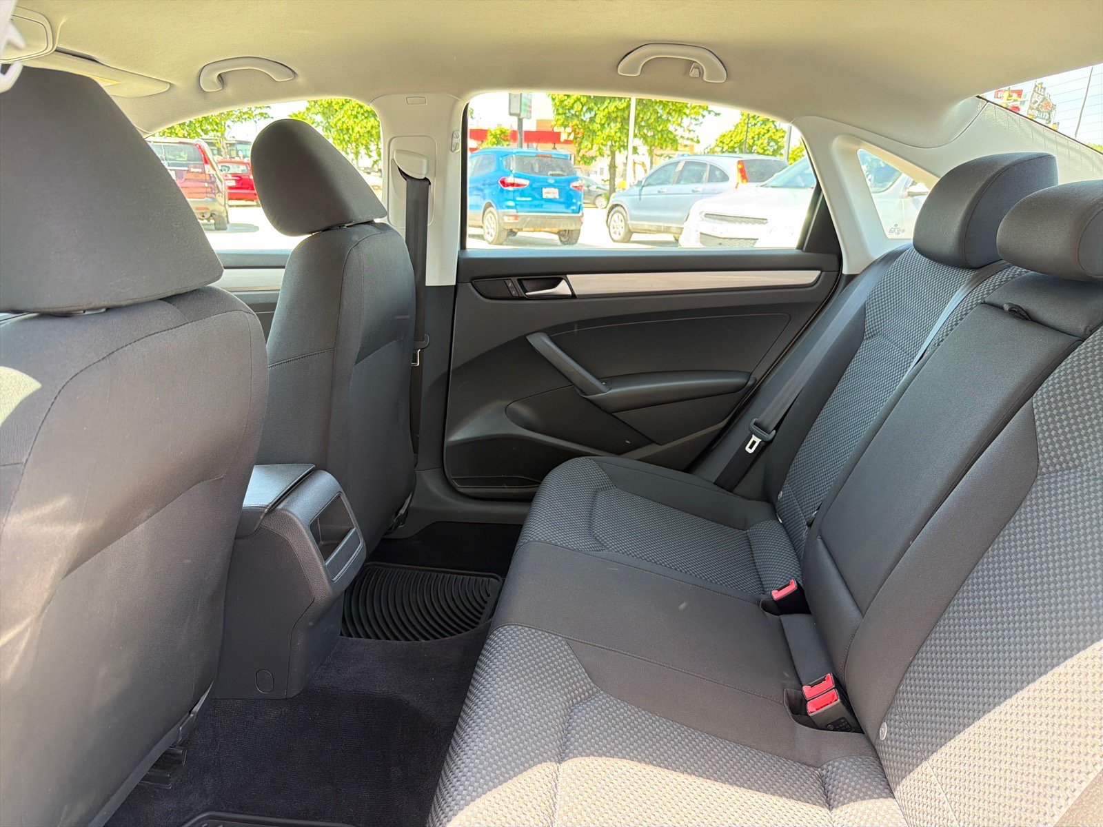 Used 2014 Volkswagen Passat 1.8T FWD image 17