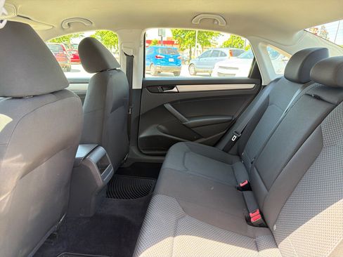 Used 2014 Volkswagen Passat 1.8T FWD image 17