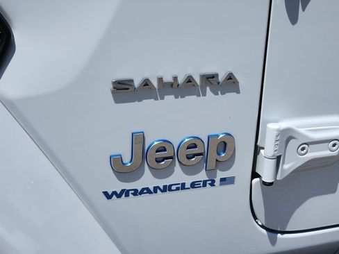 Certified 2023 Jeep Wrangler Unlimited Sahara w/ Cold Weather Group AWD/4WD image 11