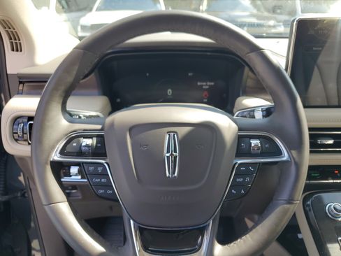 Certified 2023 Lincoln Nautilus Reserve image 21