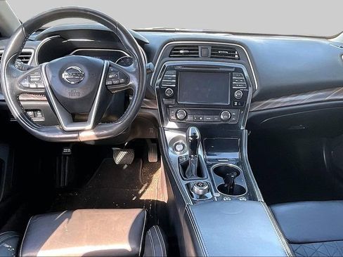 Used 2017 Nissan Maxima Platinum FWD image 13