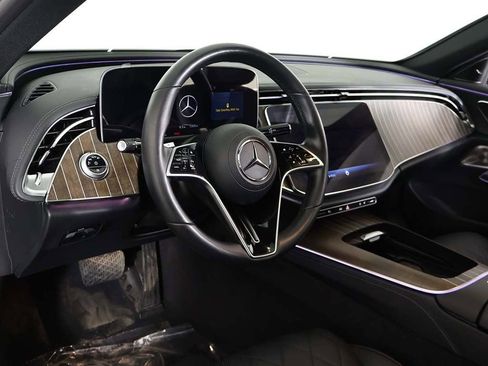 Used 2025 Mercedes-Benz E 450 4MATIC Sedan w/ Multicontour Seating Package image 29