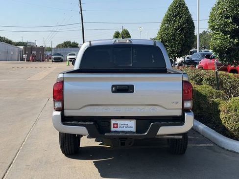 Certified 2022 Toyota Tacoma SR5 w/ Technology Package RWD image 6