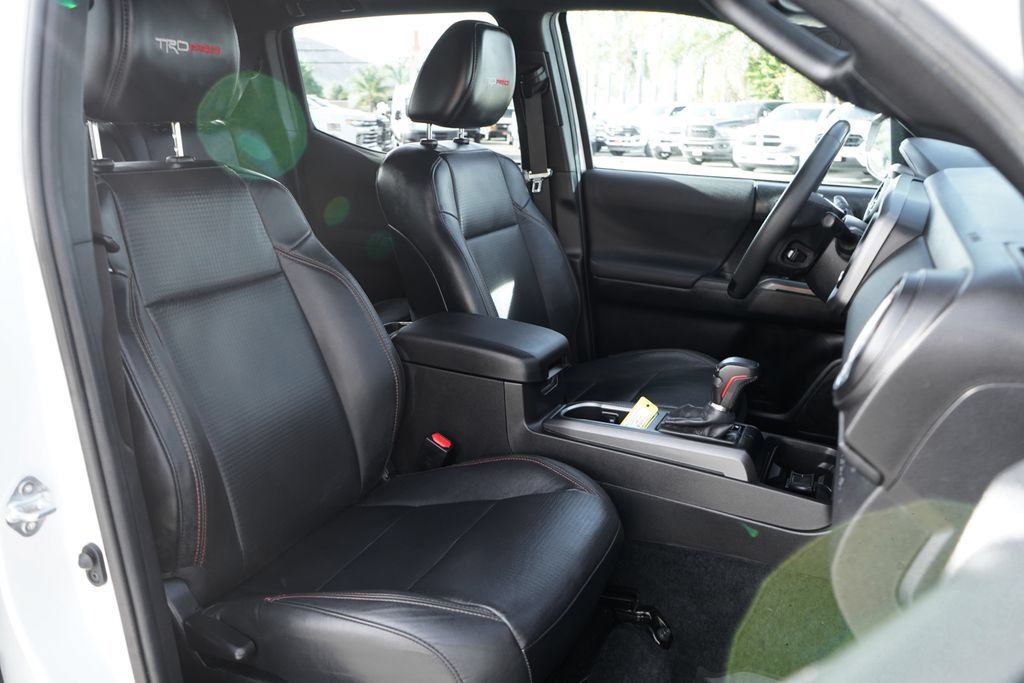 Used 2021 Toyota Tacoma TRD Pro AWD/4WD image 38
