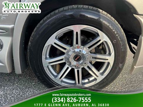 Used 2018 GMC Savana 2500 w/ Enhanced Convenience Package RWD image 30
