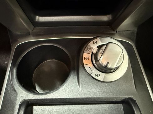 Used 2020 Toyota 4Runner SR5 Premium image 15