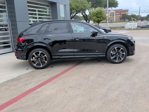 Certified 2025 Audi Q3 2.0T Premium Plus w/ Premium Plus Package AWD/4WD image 11