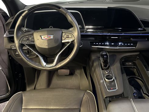 Used 2023 Cadillac Escalade ESV Sport w/ LPO, ONYX Package AWD/4WD image 26