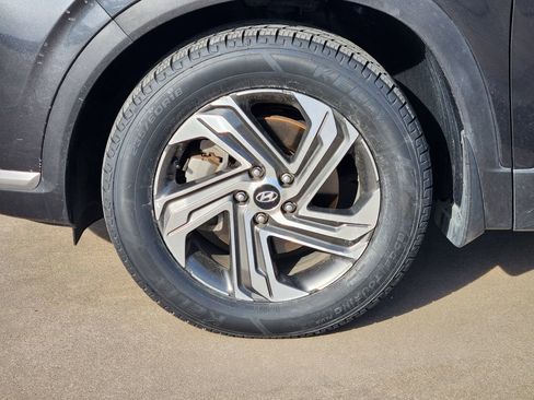 Used 2022 Hyundai Santa Fe SE image 10