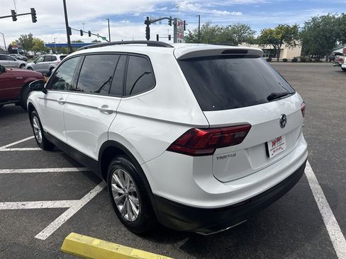 Used 2018 Volkswagen Tiguan S w/ 3rd Row Seat Package AWD/4WD image 3