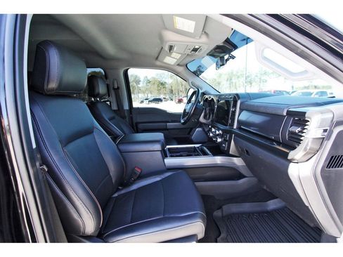 Used 2023 Ford F250 Lariat w/ Sport Appearance Package image 25