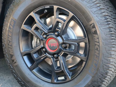 Used 2020 Toyota Sequoia TRD Pro AWD/4WD image 17