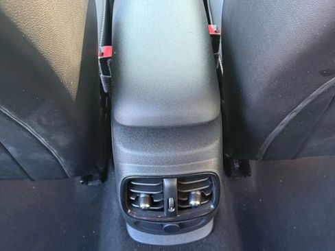 Used 2016 MINI Cooper Clubman image 22