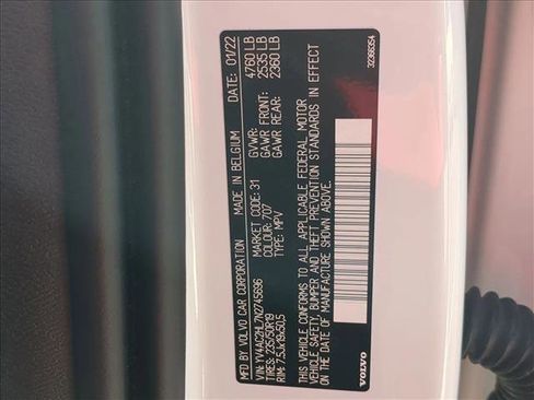 Used 2022 Volvo XC40 T4 Inscription w/ Advanced Package image 26