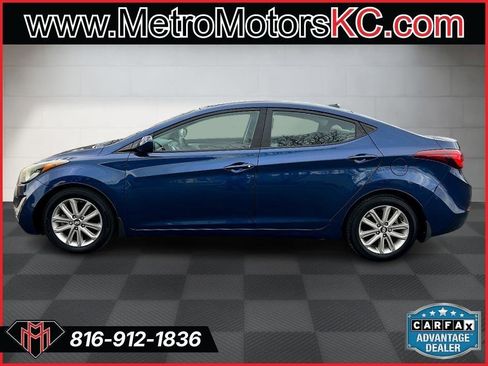 Used 2016 Hyundai Elantra SE w/ Option Group 02 image 2