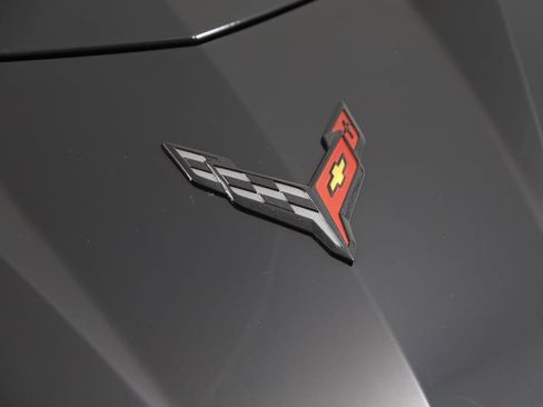 Used 2020 Chevrolet Corvette Stingray Premium Cpe w/ 3LT Preferred Equipment Group image 28