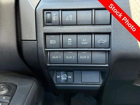 Used 2024 Toyota Tacoma TRD Off-Road w/ TRD Off Road Premium Package AWD/4WD image 30