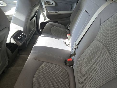 Used 2012 Chevrolet Traverse LS image 18