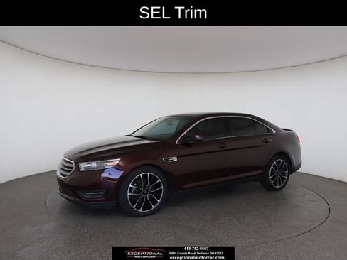 Used 2018 Ford Taurus SEL w/ Equipment Group 201A AWD/4WD image 4