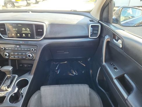 Used 2022 Kia Sportage LX FWD image 23