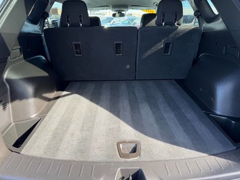 Used 2019 Chevrolet Blazer LT image 40