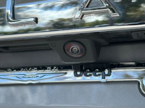 Used 2024 Volkswagen Atlas Cross Sport SEL Premium R-Line image 44