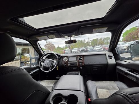 Used 2011 Ford F350 Lariat w/ Chrome Pkg AWD/4WD image 10