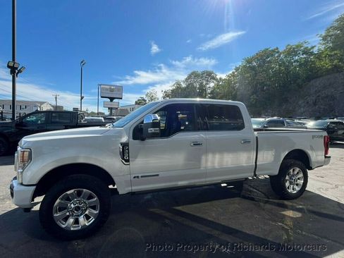 Used 2022 Ford F250 Platinum image 8