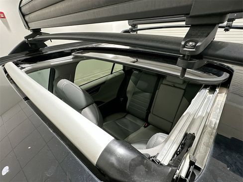 Used 2024 Toyota RAV4 XLE Premium image 21