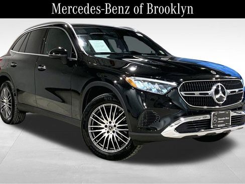 Used 2026 Mercedes-Benz GLC 300 4MATIC image 1